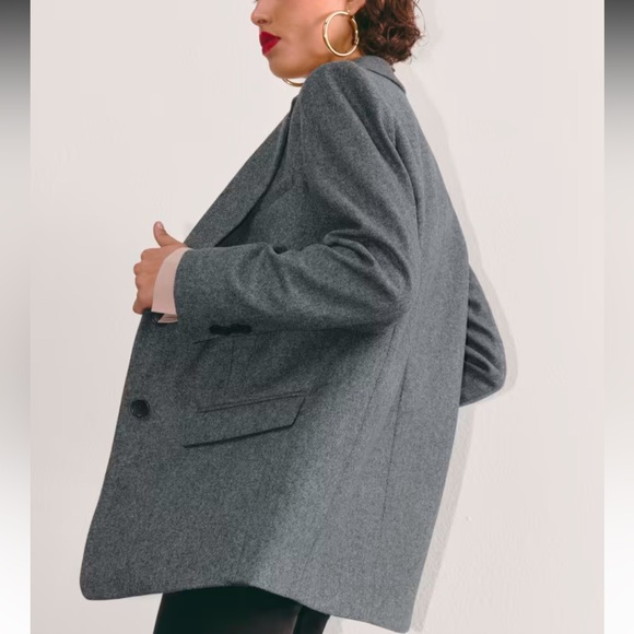 EVERLANE oversized blazer in wool grey herringbone - Picture 2 of 9